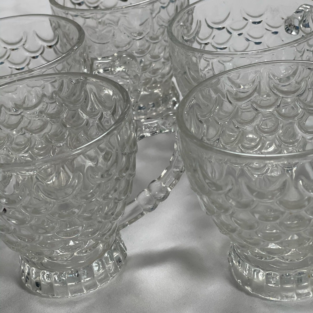 Vintage 🧜‍♀️Mermaid🧜‍♀️  Teacups